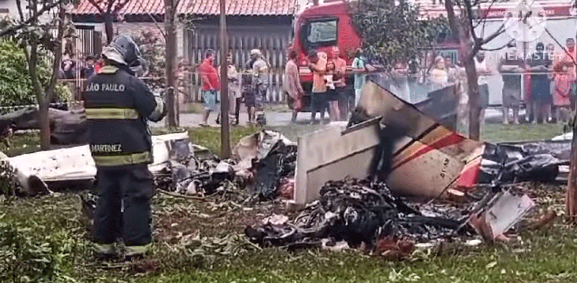 Tragédia em Jaboticabal: Avião cai em praça e deixa cinco vítimas fatais