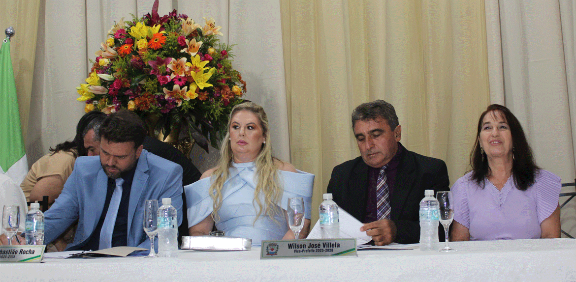 Mariel da Rocha e Villela são empossados em Fernando Prestes