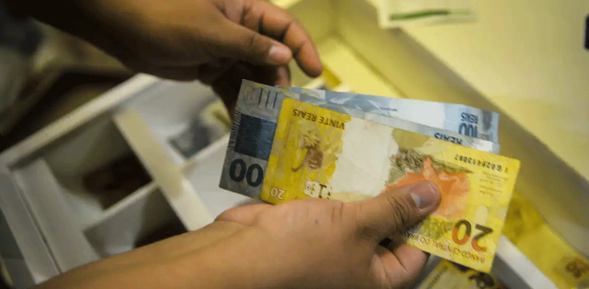 BC informa que brasileiros têm R$ 9,13 bilhões em valores para receber