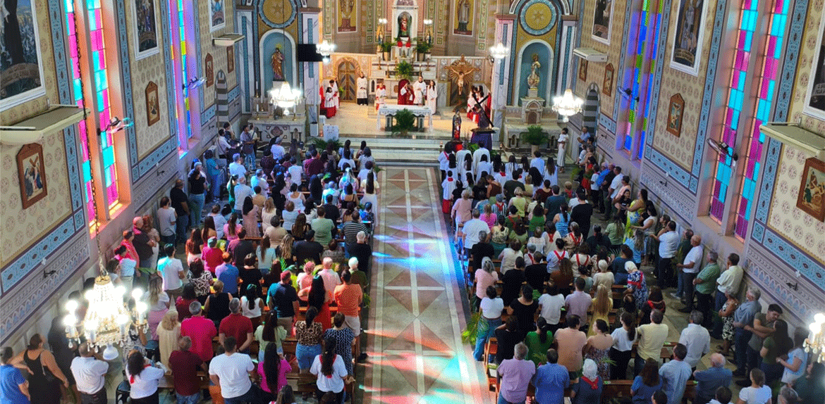 Comunidade católica inicia Semana Santa com forte participação em Fernando Prestes