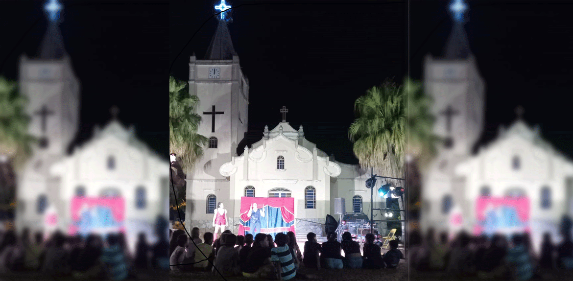 Espetáculo de circo-teatro em Agulha leva arte à praça pública